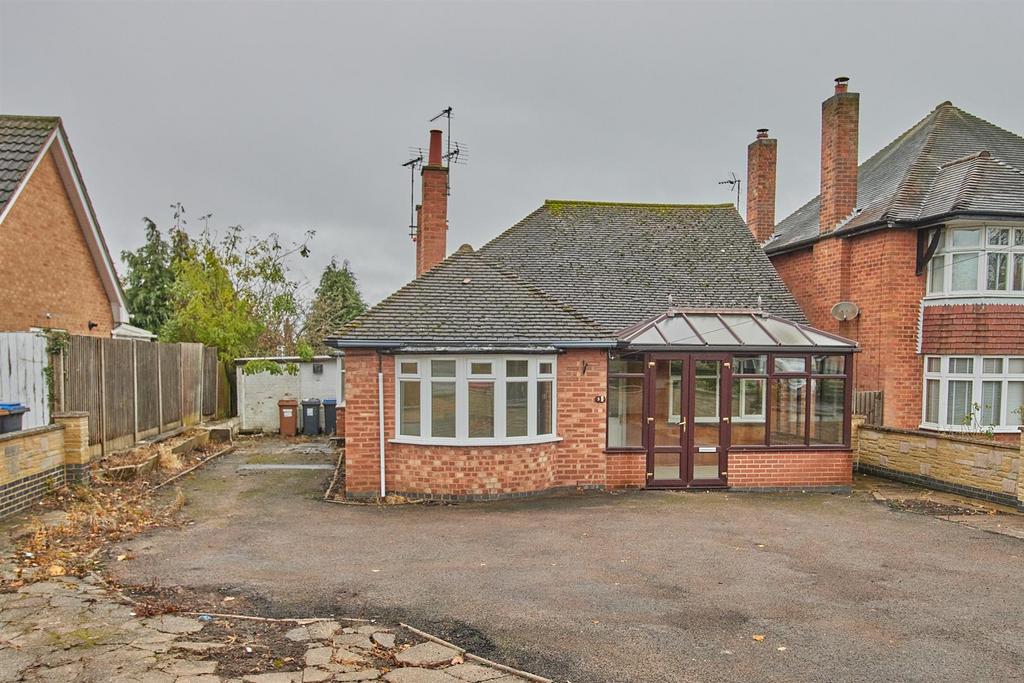 Ashby Road, Hinckley 3 bed detached bungalow for sale £325,000