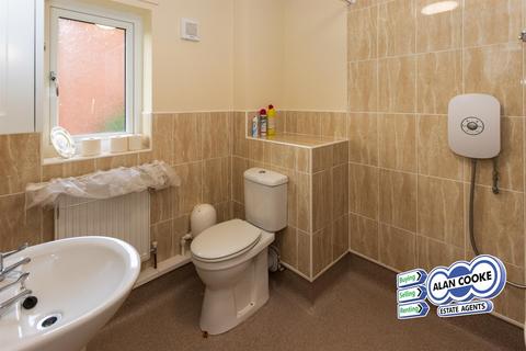 2 bedroom retirement property for sale - Maple Croft, Shadwell Lane, Moortown