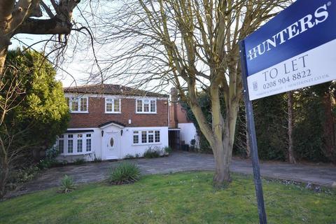 4 bedroom detached house to rent - Daymer Gardens, Pinner, HA5 2HP