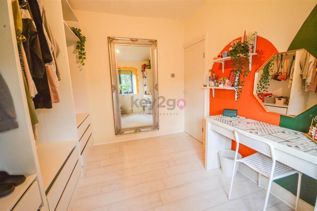 Hill, Sheffield, S13 3 bed end of terrace house for sale £180,000