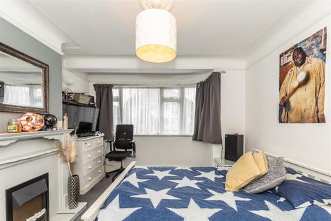 19 Ardsheal Close, Worthing, BN14 7RP