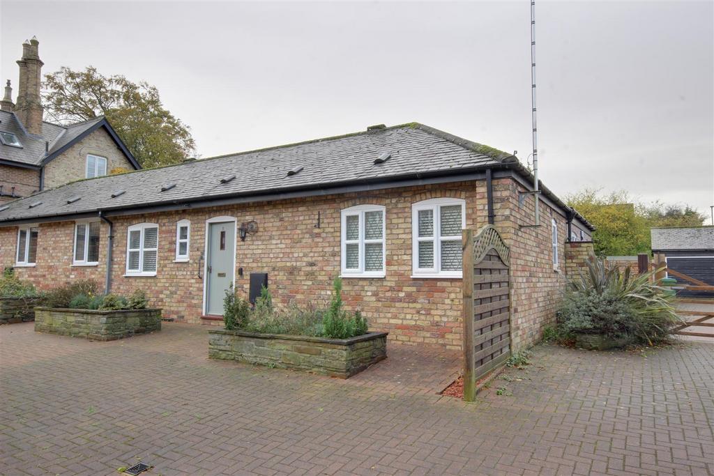 Easenby Close, Swanland 2 bed semidetached bungalow for sale £297,500