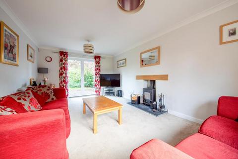 4 bedroom detached house for sale - Church Road, Brimfield, Ludlow