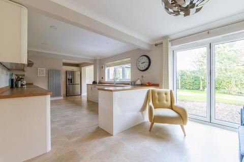 4 bedroom detached house for sale - Church Road, Brimfield, Ludlow
