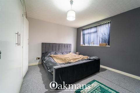 2 bedroom flat for sale - Coleman Court, Grovewood Drive, Kings Norton, B38