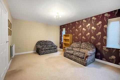 3 bedroom semi-detached house for sale - Wildair Close, Darlington