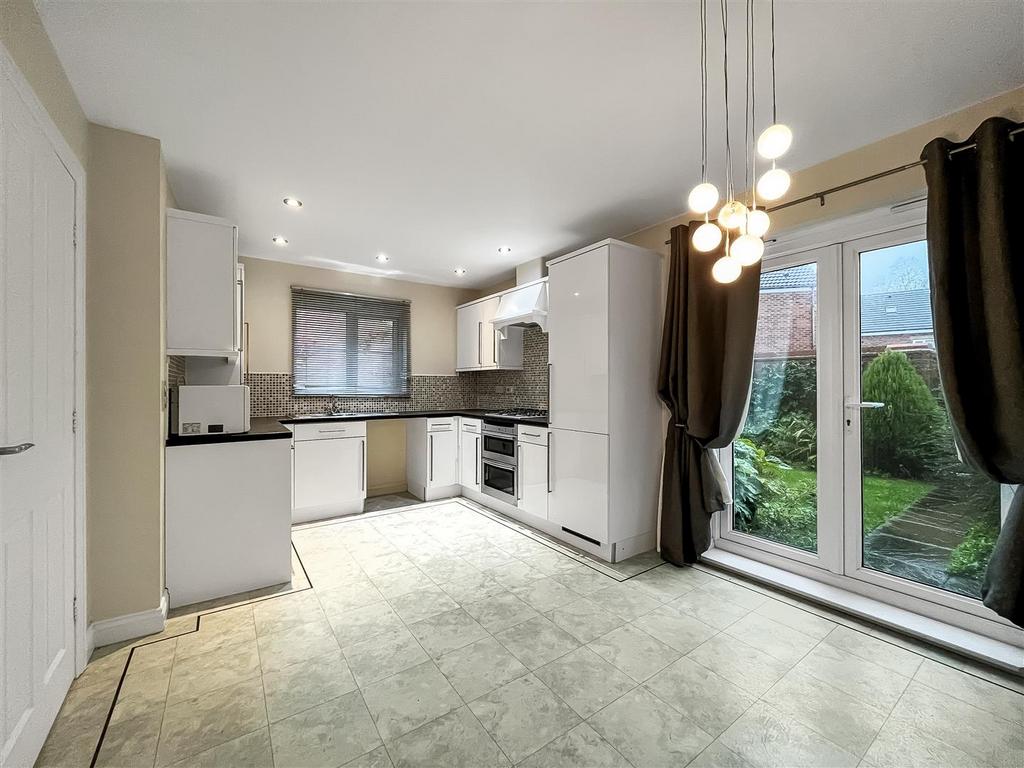 Wildair Close, Darlington 3 bed semidetached house for sale £180,000