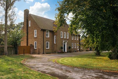 6 bedroom detached house for sale, Montgomery House, Montgomery Square, Driffield