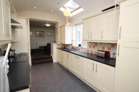 6 bedroom terraced house to rent - Lavender Gardens, Newcastle Upon Tyne