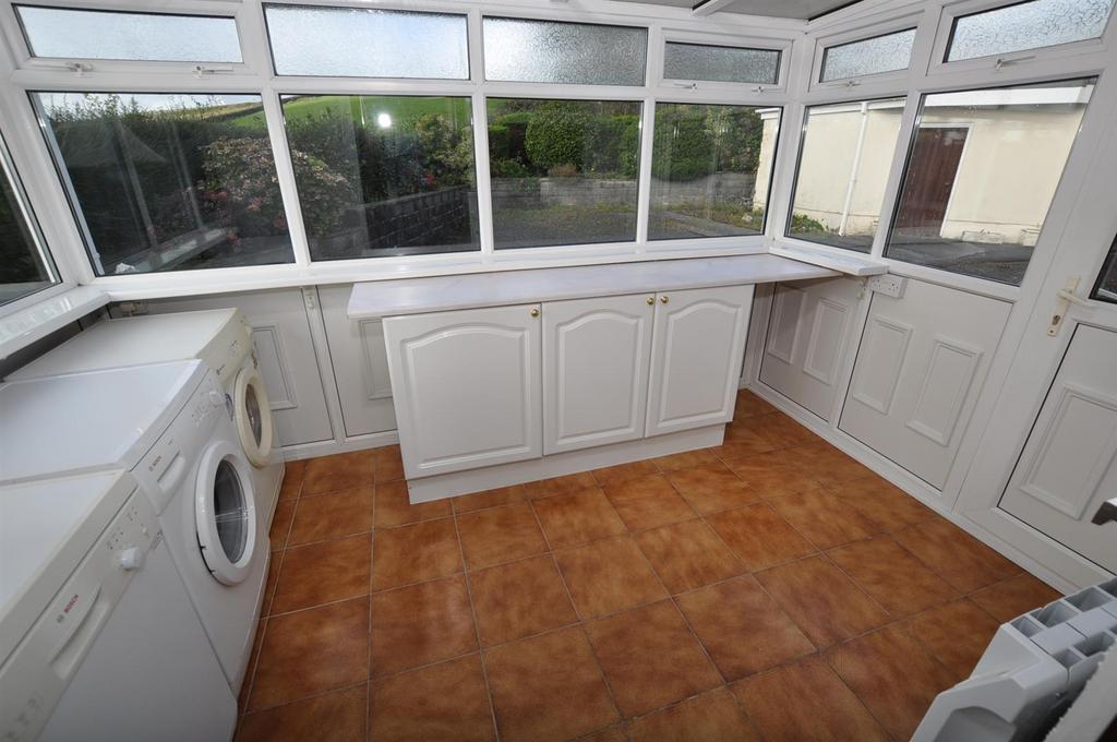 Sun lounge/conservatory/utility room