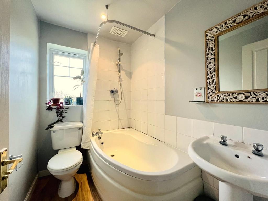 Bathroom.jpeg