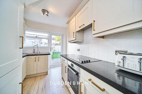 34 Archibald Road, Romford, RM3 0RH