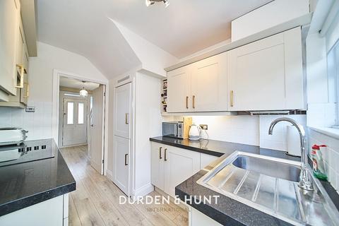 34 Archibald Road, Romford, RM3 0RH