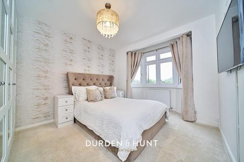 34 Archibald Road, Romford, RM3 0RH