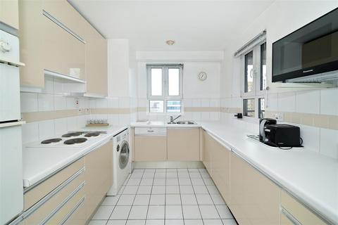 3 bedroom flat for sale, Beverly House, Park Road, St Johns Wood, London NW8