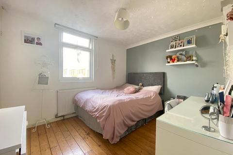 35 Windermere Way, Northampton, NN3 6PA