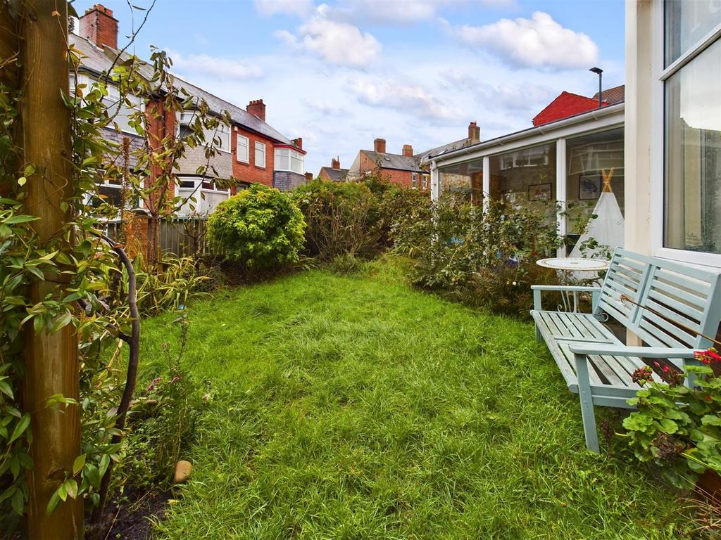 Mason Avenue, Whitley Bay 4 bed end of terrace house £399,950