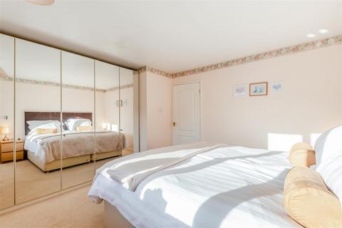 1 Banff Close, Oakham, LE15 6JJ