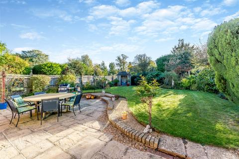 1 Banff Close, Oakham, LE15 6JJ