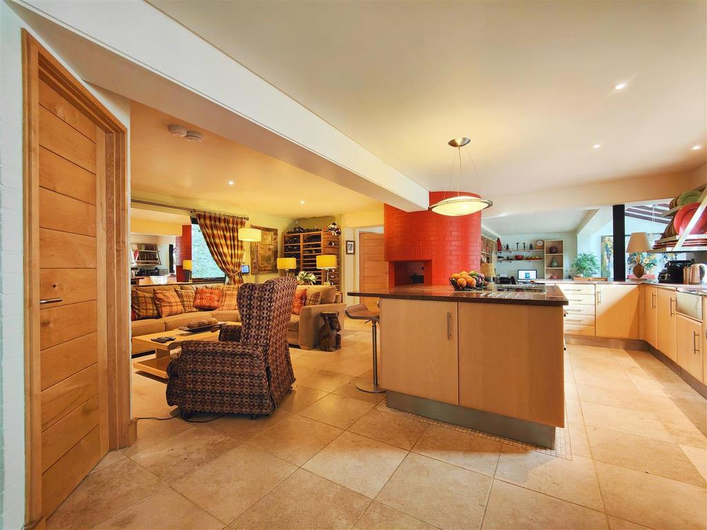 Kitchen/Living Room