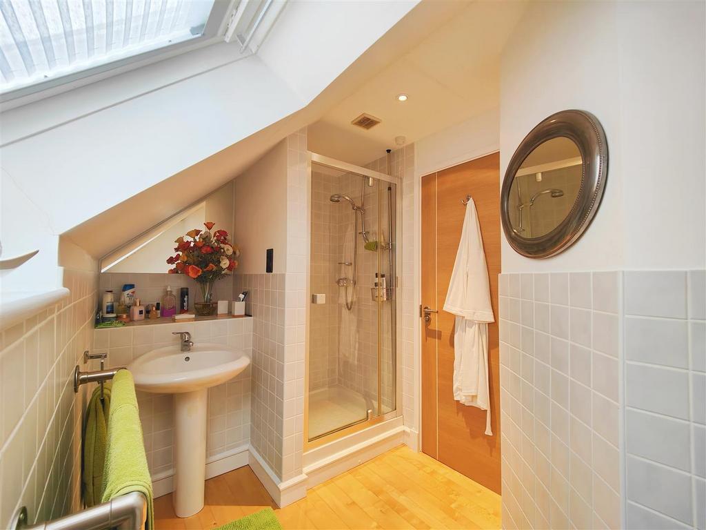 En Suite Shower Room