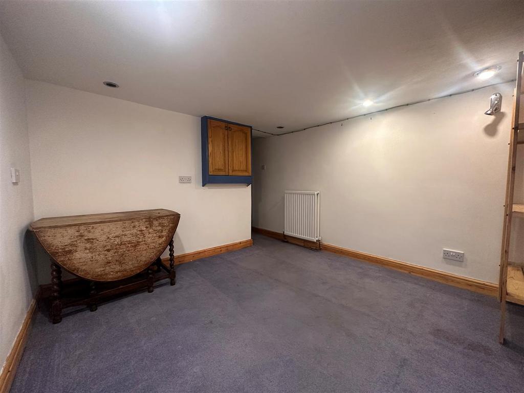 Cellar 1.jpg