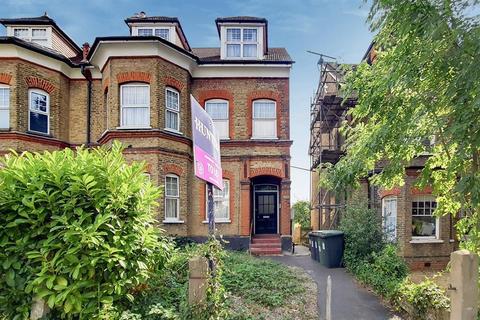 Studio to rent - Newlands Park, London, SE26