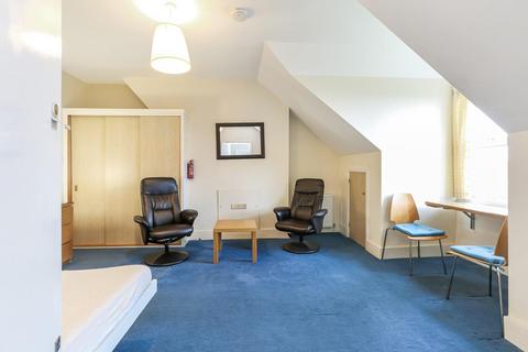 Studio to rent - Newlands Park, London, SE26
