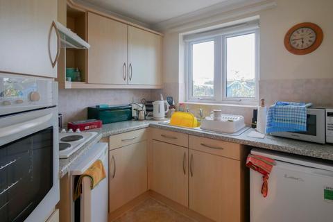 1 bedroom retirement property for sale, Plymouth Road, Penarth