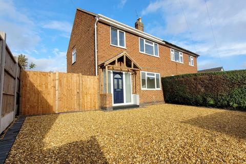 1 Stephenson Close, Glascote, Tamworth, B77 2DG