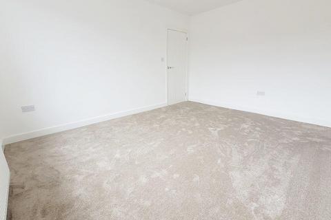 1 Stephenson Close, Glascote, Tamworth, B77 2DG