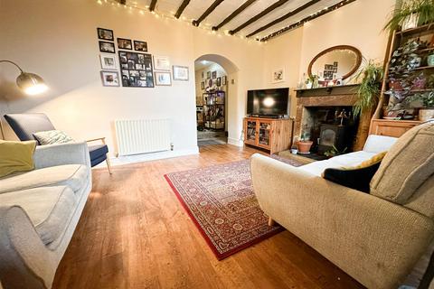 2 bedroom cottage for sale, Station Lane, Oughtibridge, S35