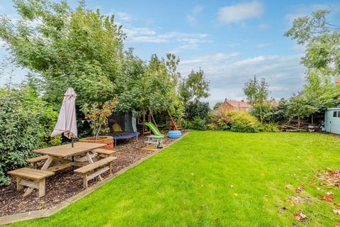 2 Bear Lane, Pinchbeck, Spalding, PE11 3XA