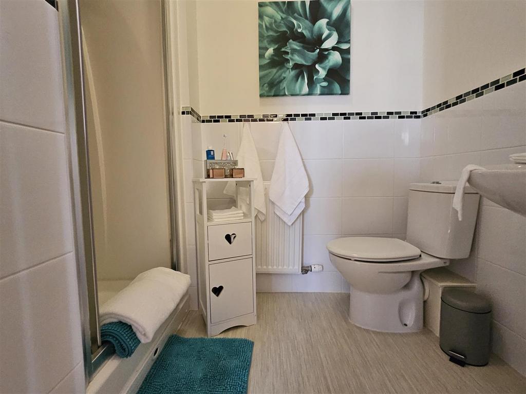 En suite shower/wc