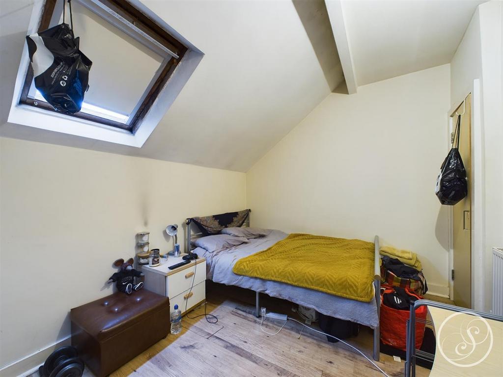 2nd Floor Bed 1