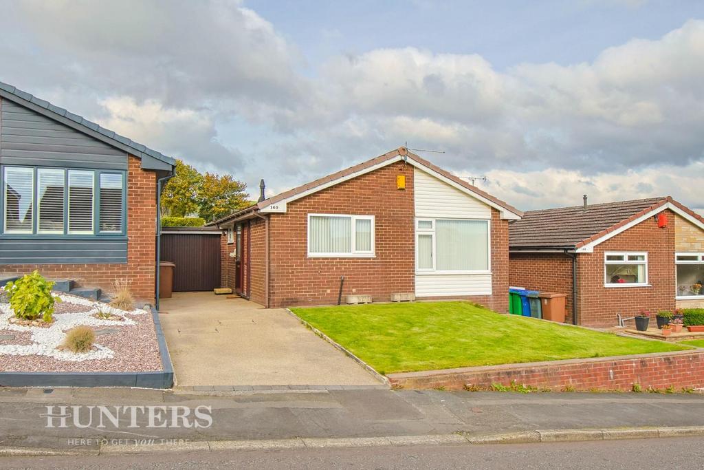 Starring Way, Littleborough, OL15 8RE 2 bed semidetached bungalow £