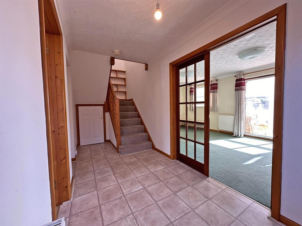 Hope Road, Ryde 3 bed semidetached house for sale £325,000