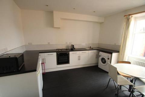 3 bedroom apartment to rent, Braunstone Gate, Leicester