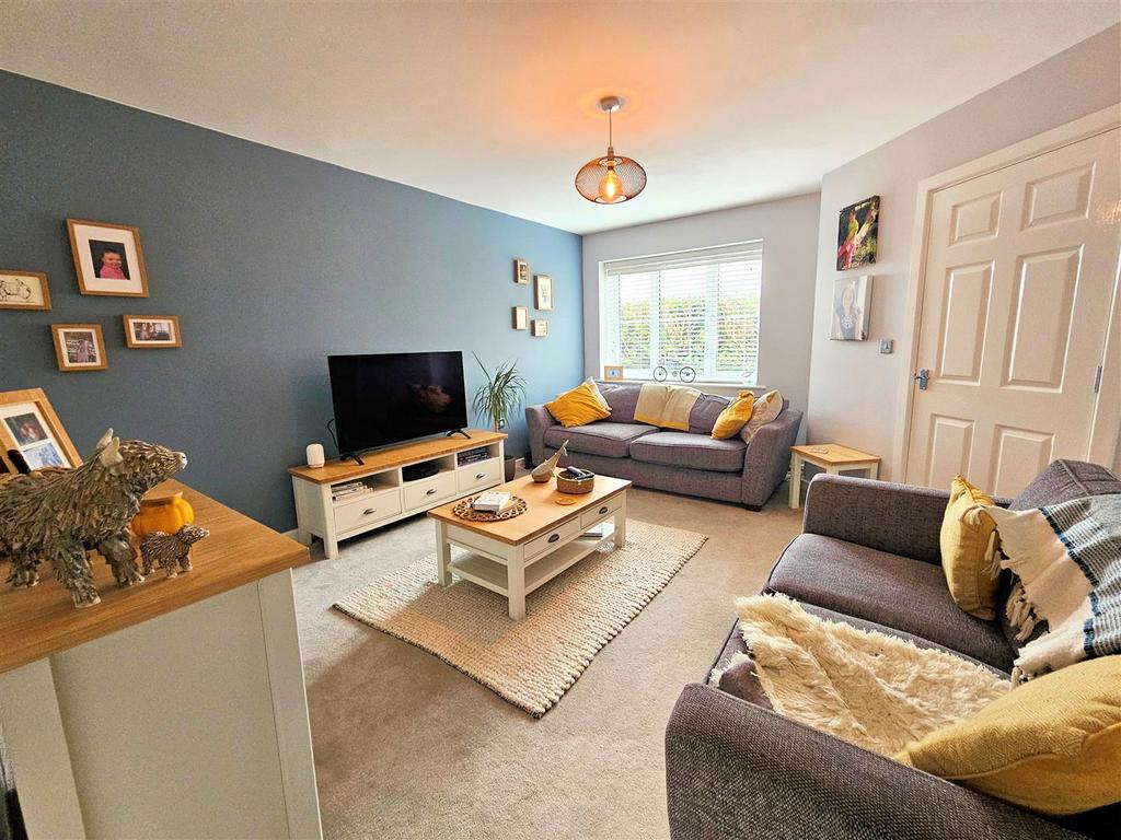 Curlew Walk, St. Anns Chapel, Gunnislake 4 bed semidetached house for