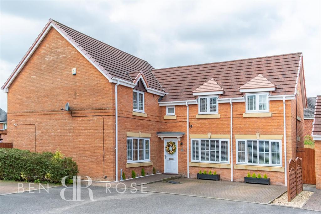 Horrokey Close, Buckshaw Village... 4 bed detached house for sale £