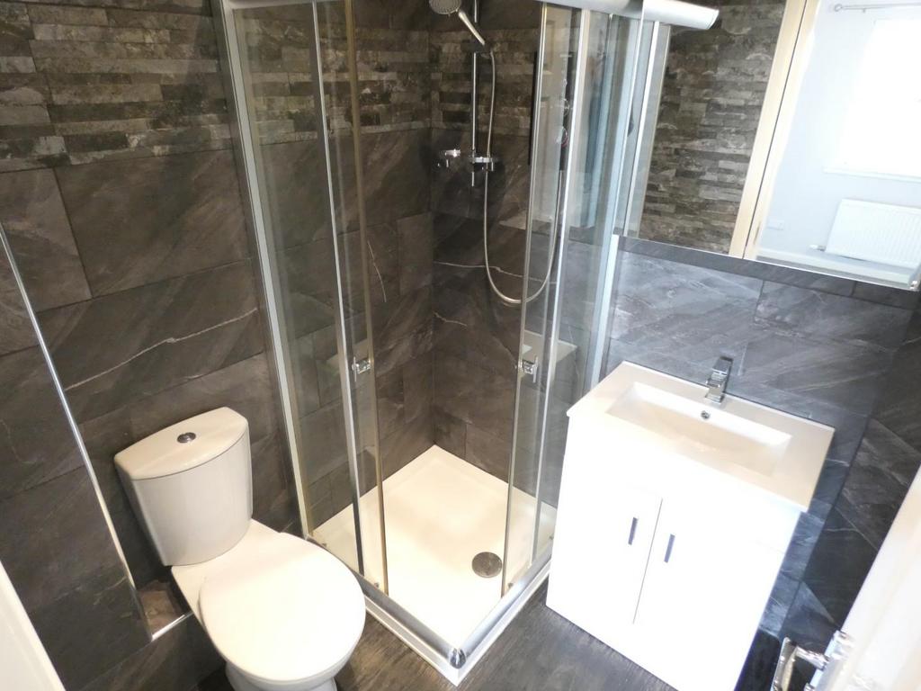 Master En-Suite