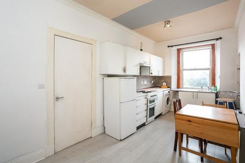 3 bedroom flat for sale - Causewayside, Newington, Edinburgh, EH9
