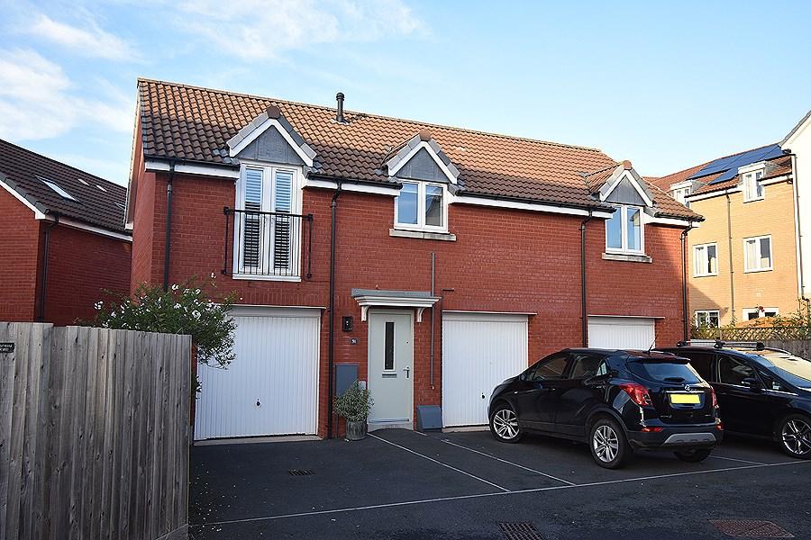 Somerville Crescent, Exeter, EX2 2 bed coach house for sale £270,000