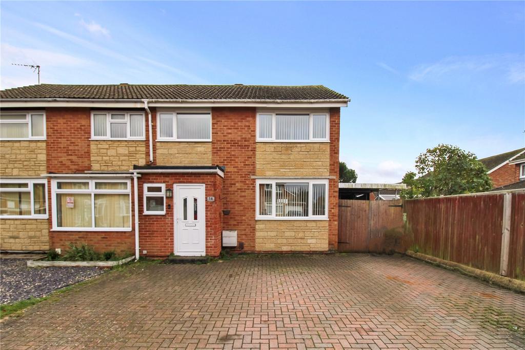 St. Andrews Green, Covingham, Swindon, Wiltshire, SN3 3 bed semi