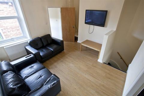 3 bedroom flat to rent, Shortridge Terrace, Newcastle Upon Tyne