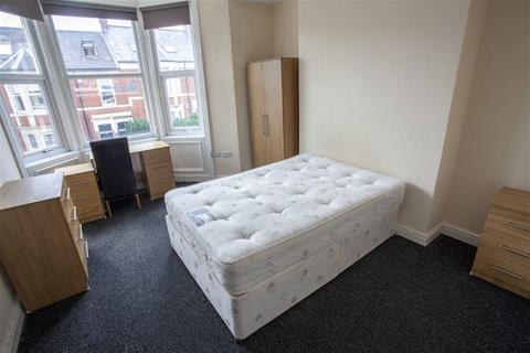 3 bedroom flat to rent, Shortridge Terrace, Newcastle Upon Tyne