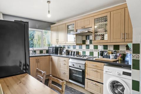 2 bedroom flat for sale, London, NW2