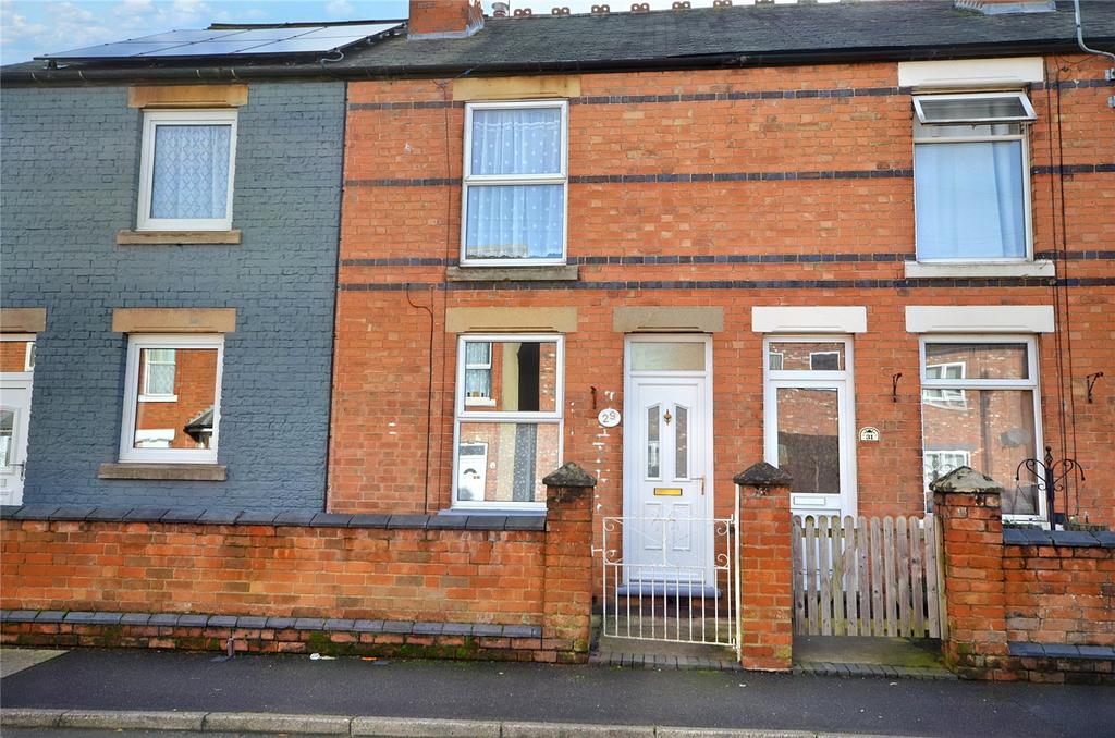 Victoria Street, Melton Mowbray... 2 bed terraced house £760 pcm (£