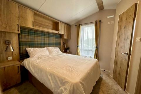 2 bedroom static caravan for sale, Waters Edge Country Park, River Rd FY5