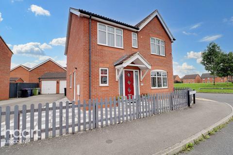 4 bedroom detached house for sale, Lapwing Close, Market Rasen